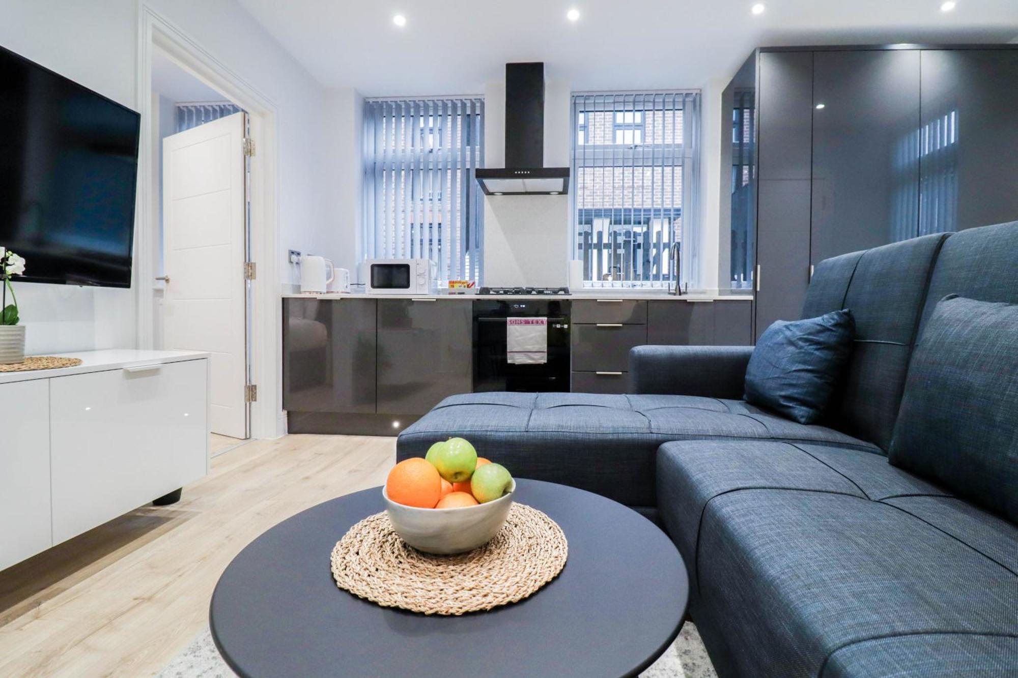 Modern 1-Bed Apartment In Buckinghamshire With Free Wifi, Parking & Garden High Wycombe Zewnętrze zdjęcie