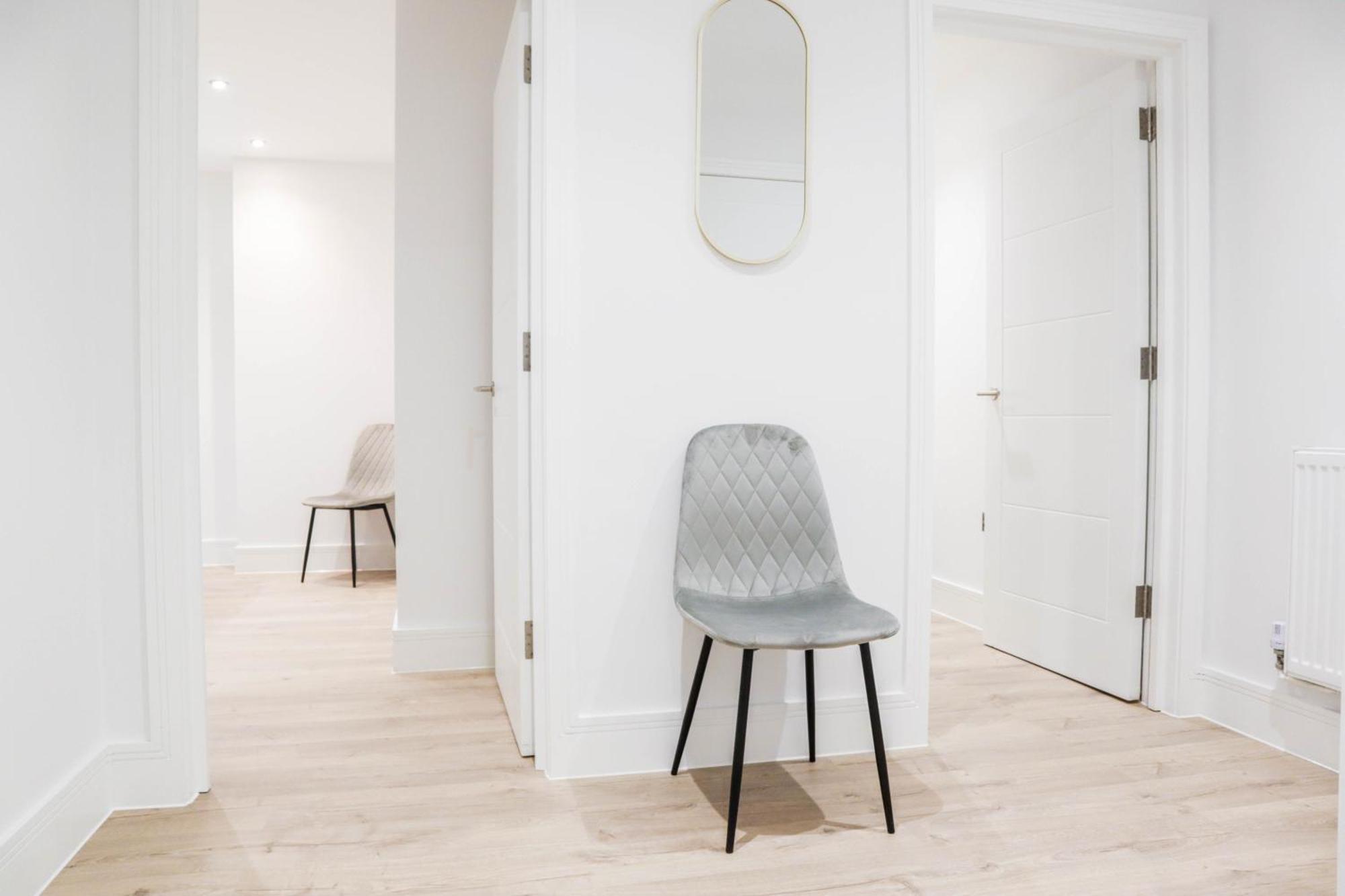 Modern 1-Bed Apartment In Buckinghamshire With Free Wifi, Parking & Garden High Wycombe Zewnętrze zdjęcie
