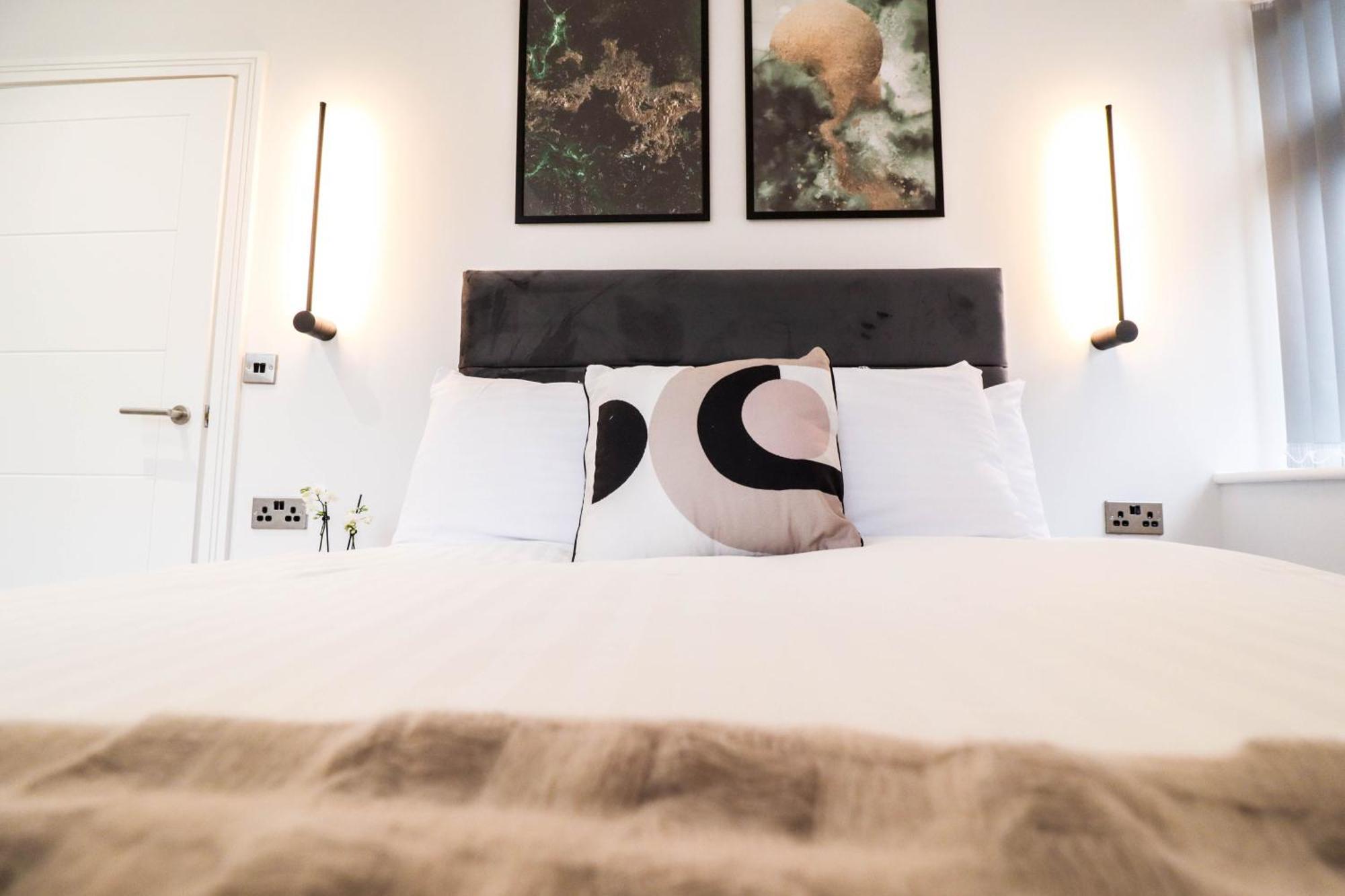 Modern 1-Bed Apartment In Buckinghamshire With Free Wifi, Parking & Garden High Wycombe Zewnętrze zdjęcie