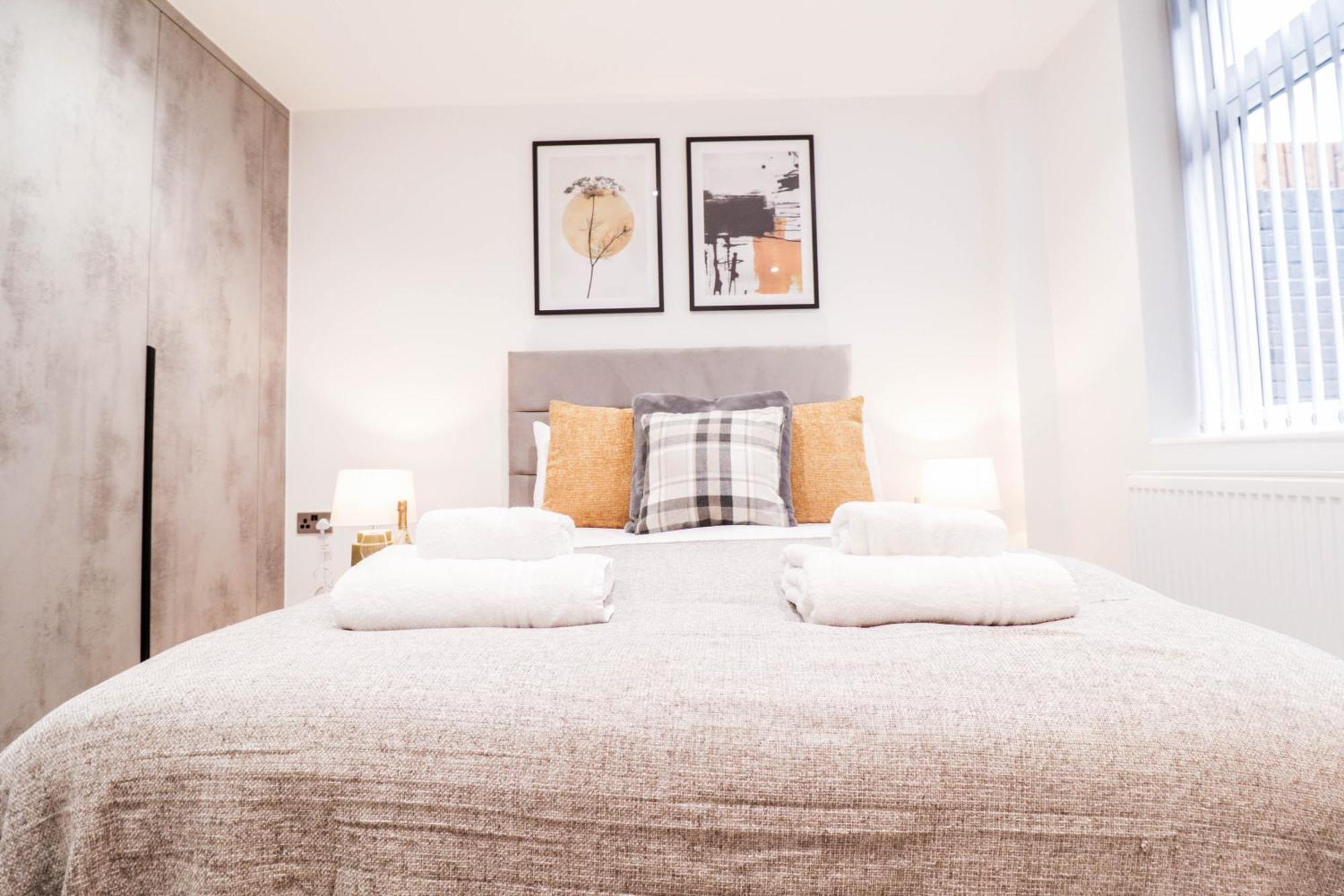 Modern 1-Bed Apartment In Buckinghamshire With Free Wifi, Parking & Garden High Wycombe Zewnętrze zdjęcie