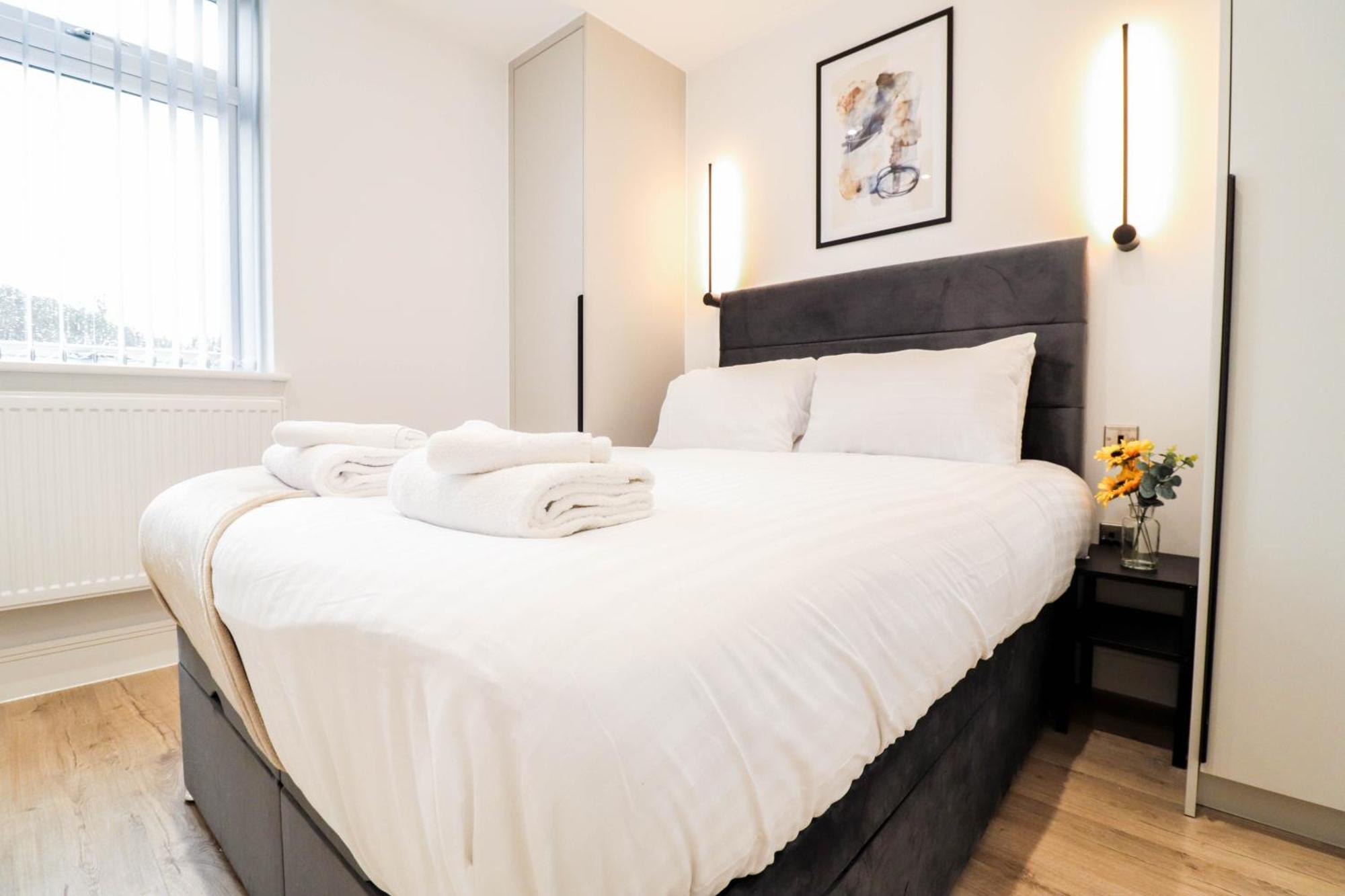 Modern 1-Bed Apartment In Buckinghamshire With Free Wifi, Parking & Garden High Wycombe Zewnętrze zdjęcie