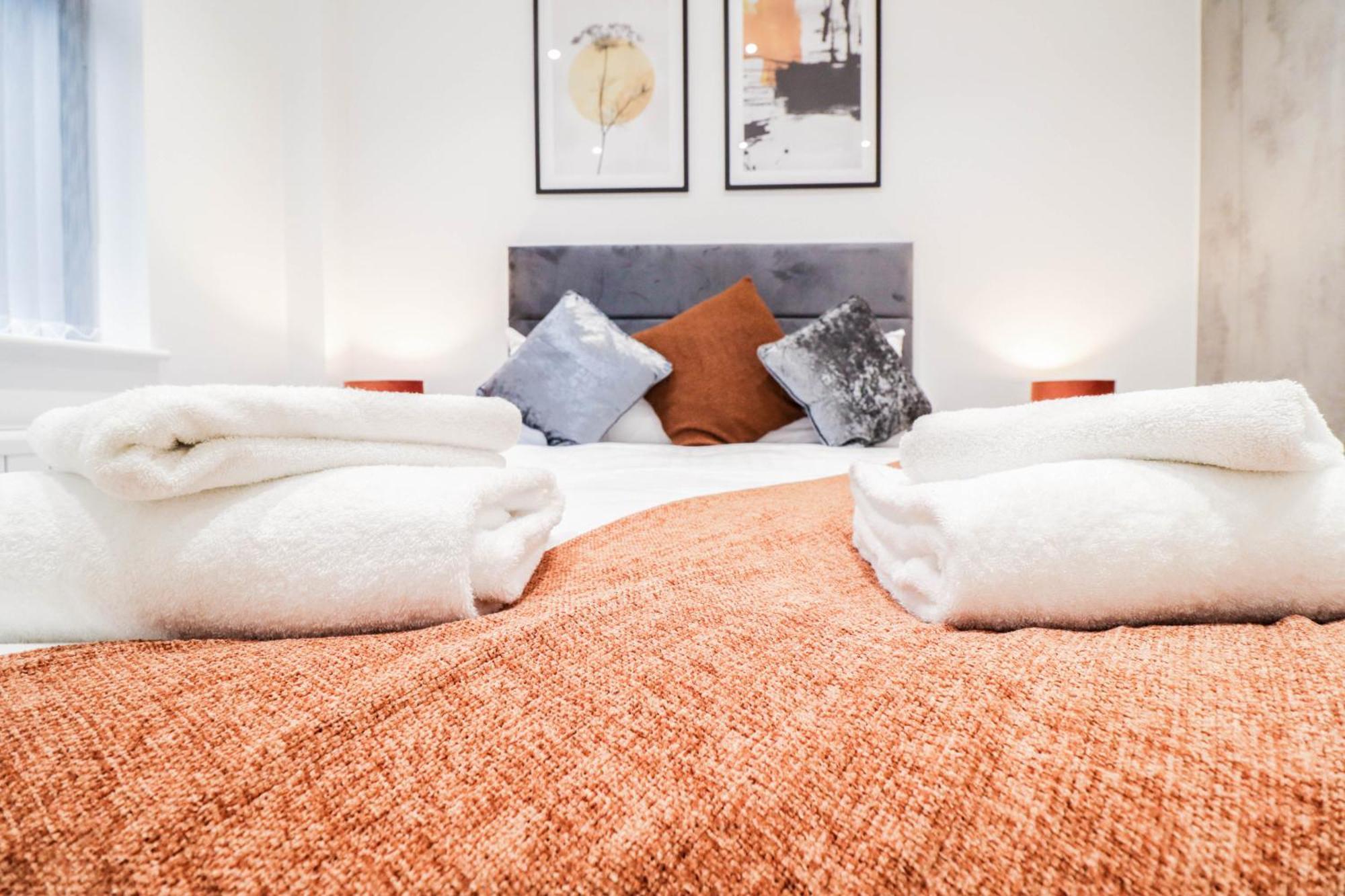 Modern 1-Bed Apartment In Buckinghamshire With Free Wifi, Parking & Garden High Wycombe Zewnętrze zdjęcie