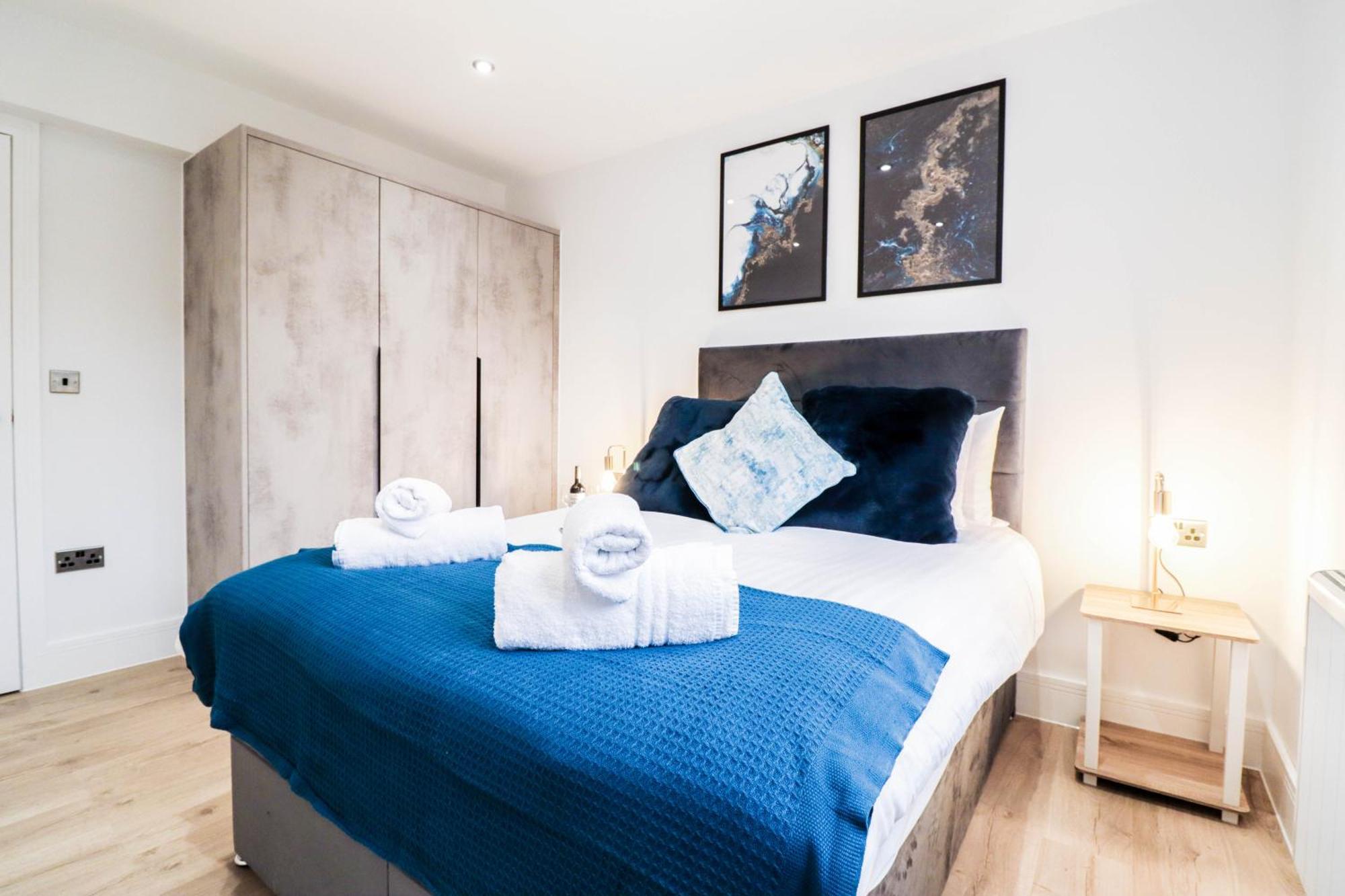 Modern 1-Bed Apartment In Buckinghamshire With Free Wifi, Parking & Garden High Wycombe Zewnętrze zdjęcie