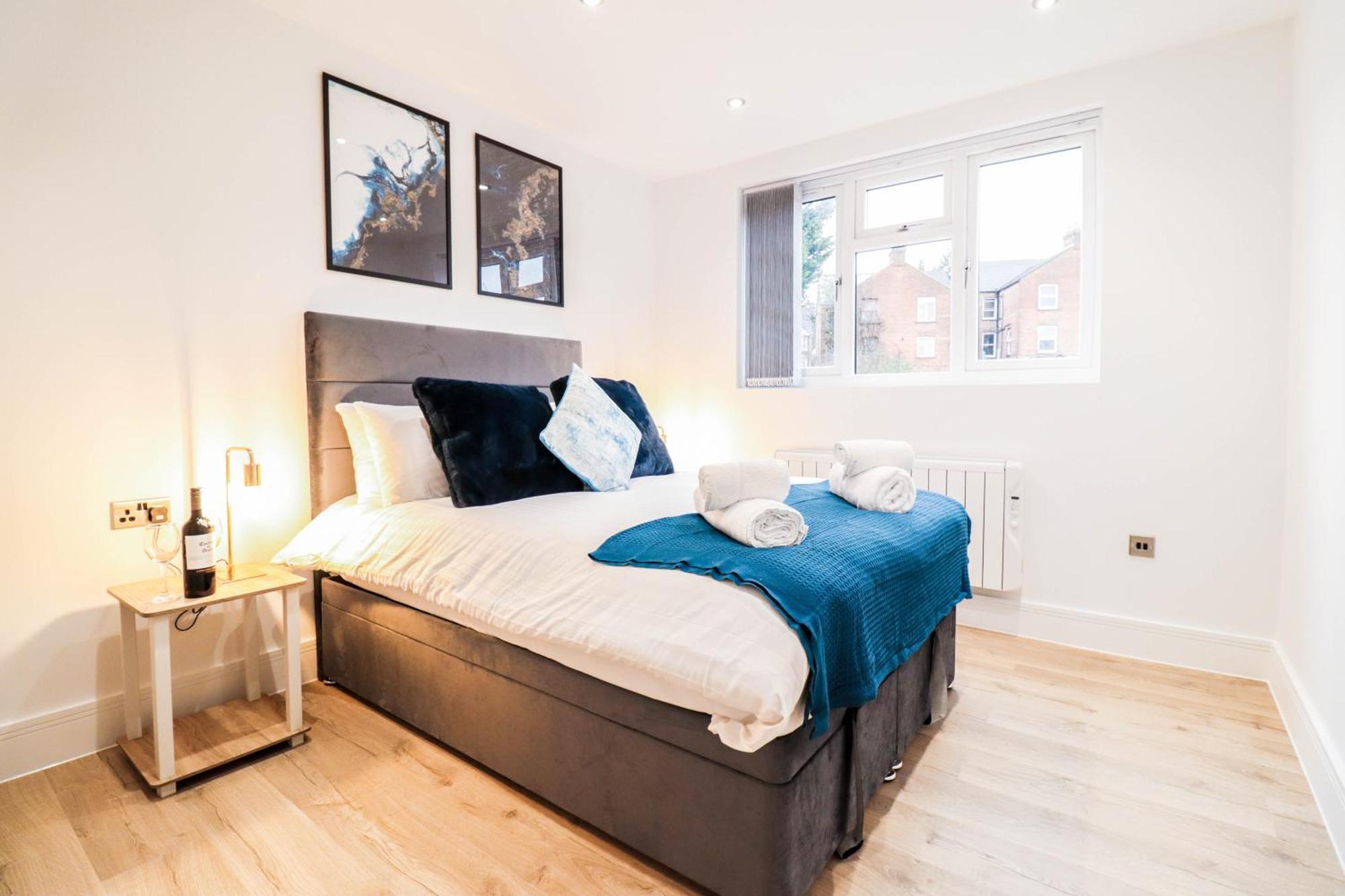 Modern 1-Bed Apartment In Buckinghamshire With Free Wifi, Parking & Garden High Wycombe Zewnętrze zdjęcie
