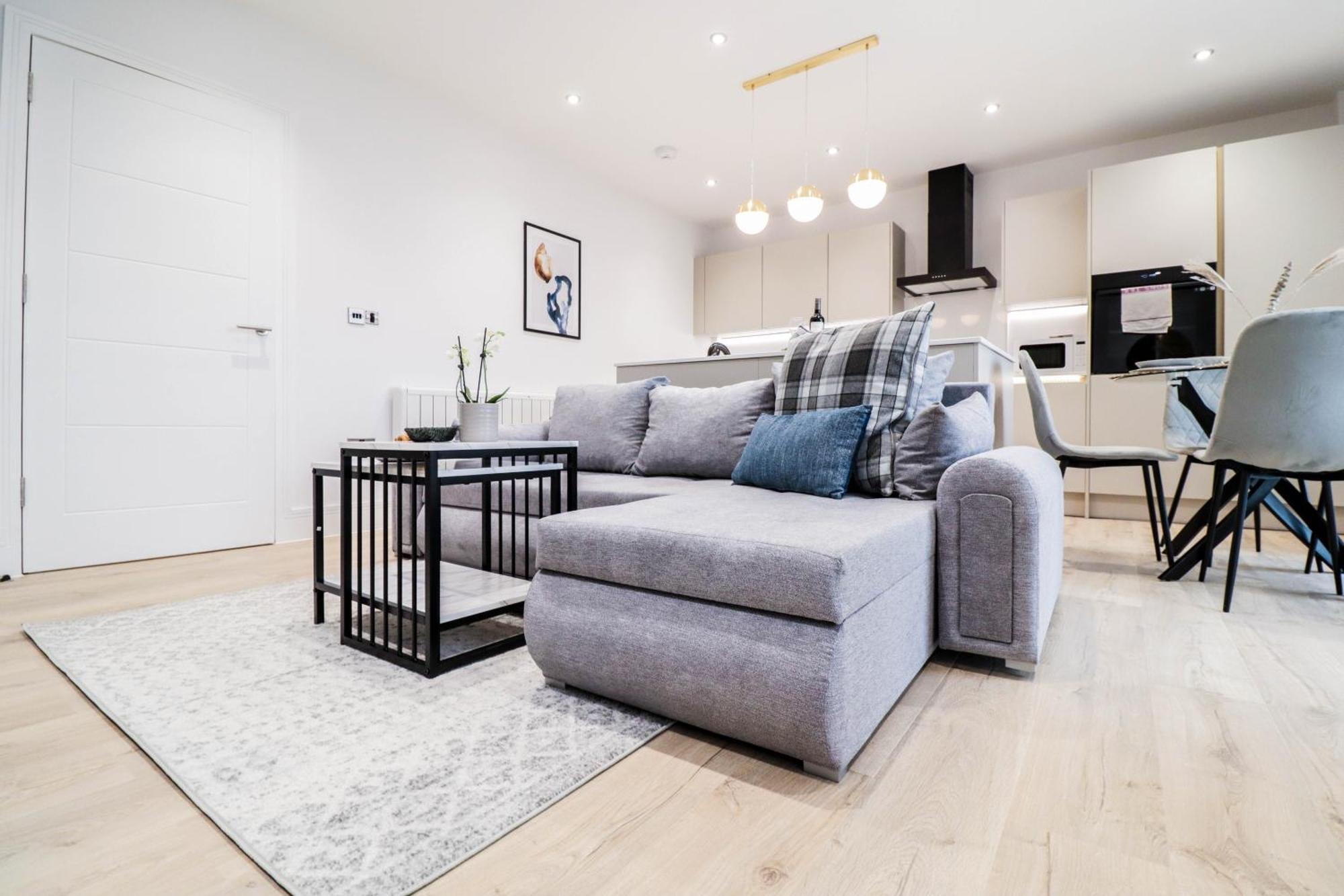 Modern 1-Bed Apartment In Buckinghamshire With Free Wifi, Parking & Garden High Wycombe Zewnętrze zdjęcie