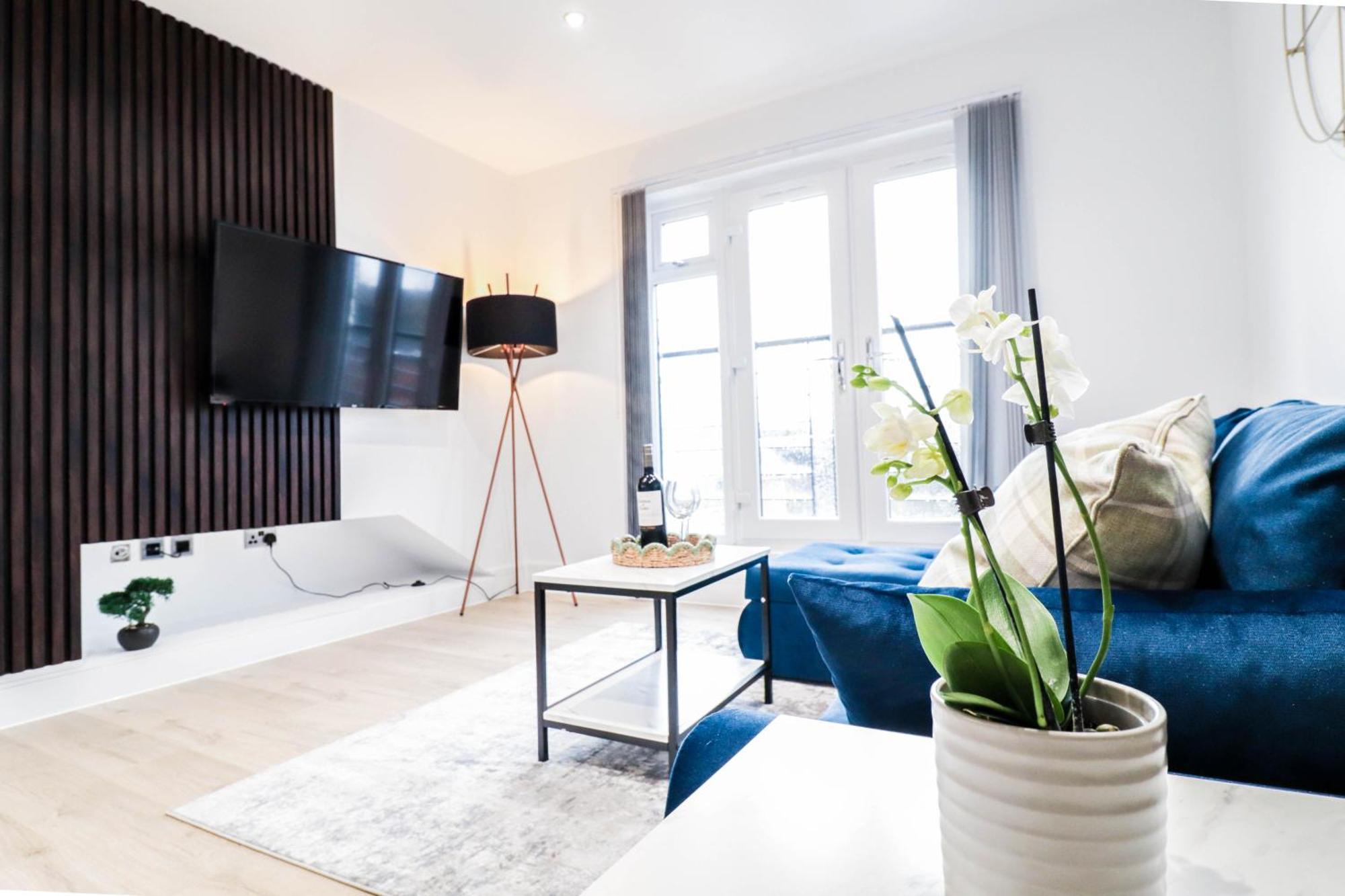 Modern 1-Bed Apartment In Buckinghamshire With Free Wifi, Parking & Garden High Wycombe Zewnętrze zdjęcie