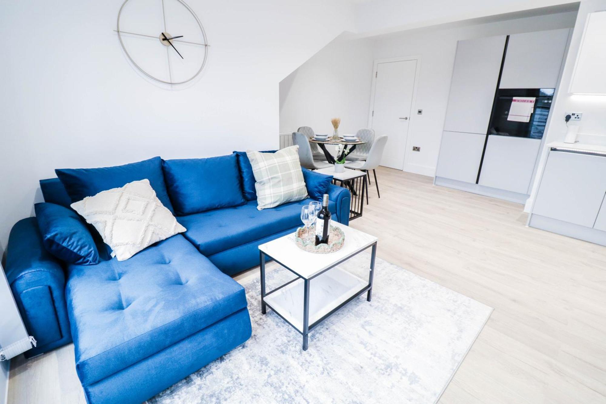 Modern 1-Bed Apartment In Buckinghamshire With Free Wifi, Parking & Garden High Wycombe Zewnętrze zdjęcie